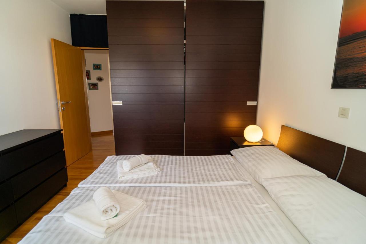 Apartment Cosmopolitan Zadar Exteriör bild
